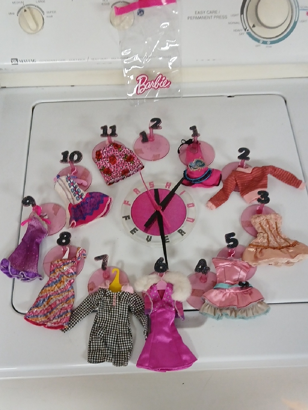 Barbie Fashion Fever Clock Collectible